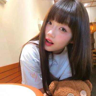 首相官邸前的人们